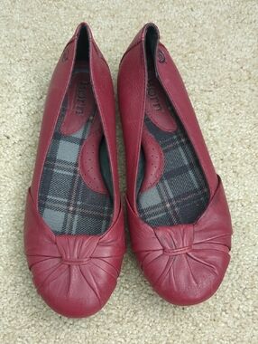 Born Red Leather Gathered Toe Ballet Flats